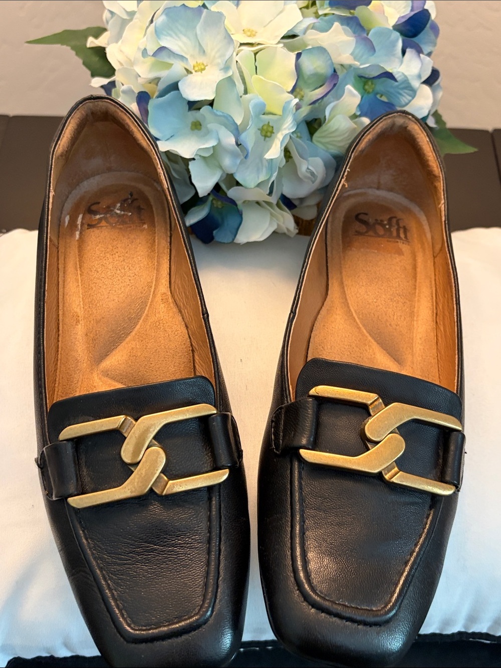 Sofft Women's Black Leather Loafers with Gold Accent